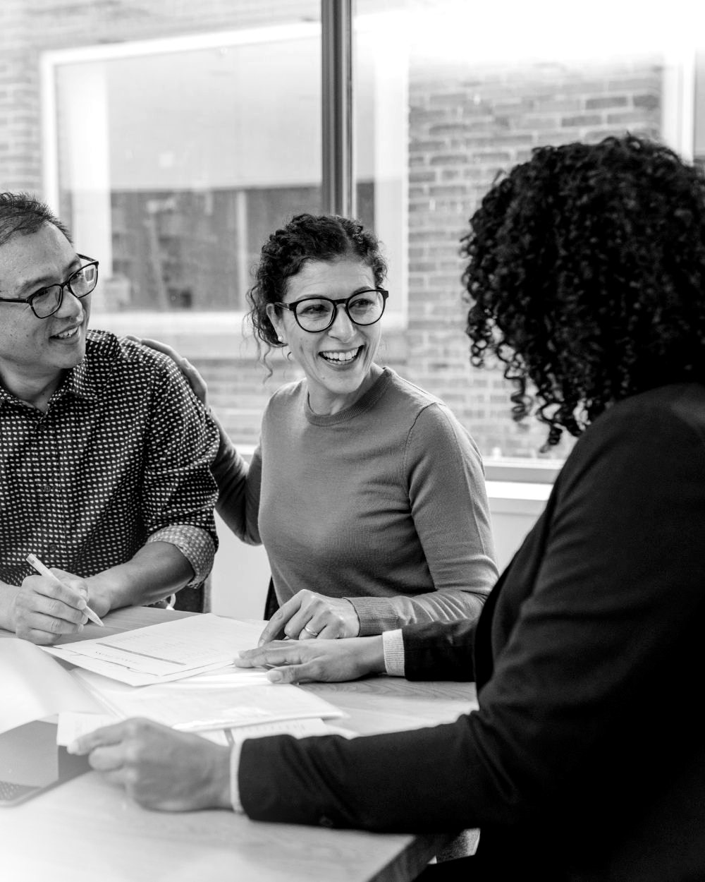 Especialistas da Habitar em atendimento a clientes